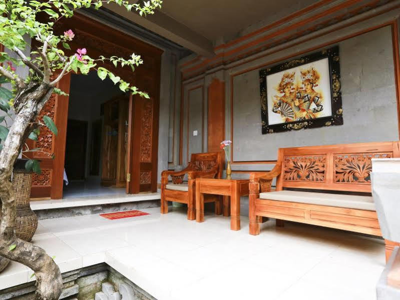 Satya House Ubud Exterior photo
