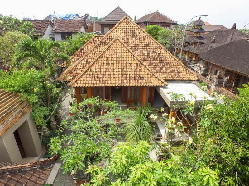 Satya House Ubud Exterior photo